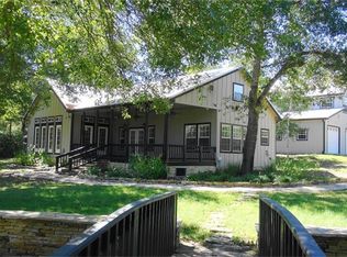 2161 Hartfield Rd, Round Top, TX 78954