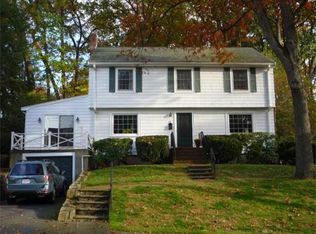 115 Lexington Ave, Needham, MA 02494