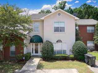 403 Cambrian Ridge Dr, Pelham, AL 35124