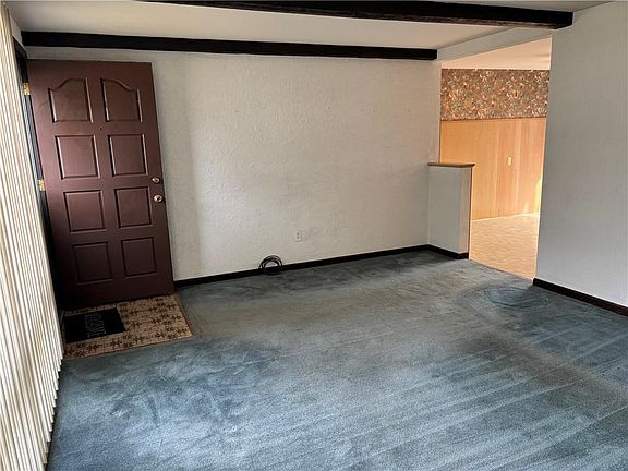 4th image of 46 Lake Garden Dr