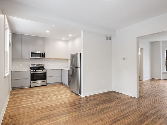2nd image of 7243 Kercheval Ave #7251