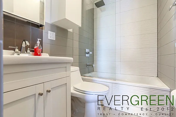 Rented by ERNY LLC | media 27