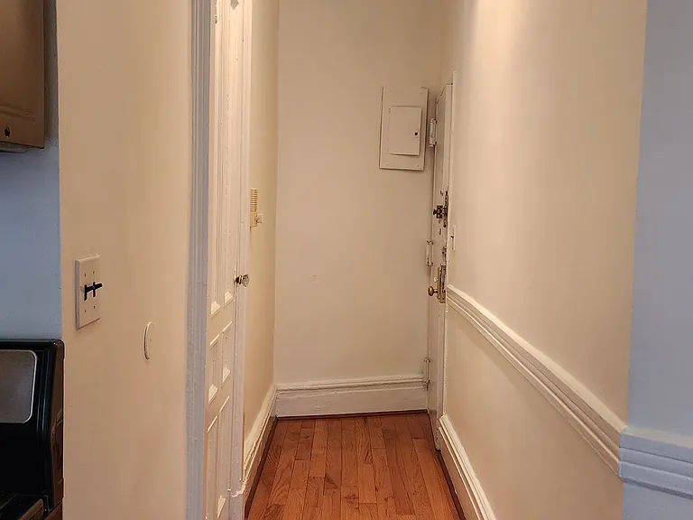 397 Flatbush Ave #4R — Photo 2
