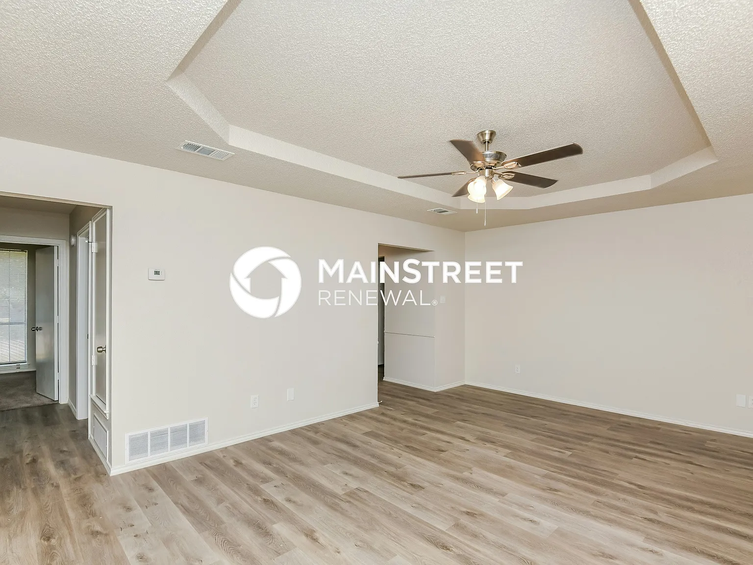 101 Liesa St — Photo 4