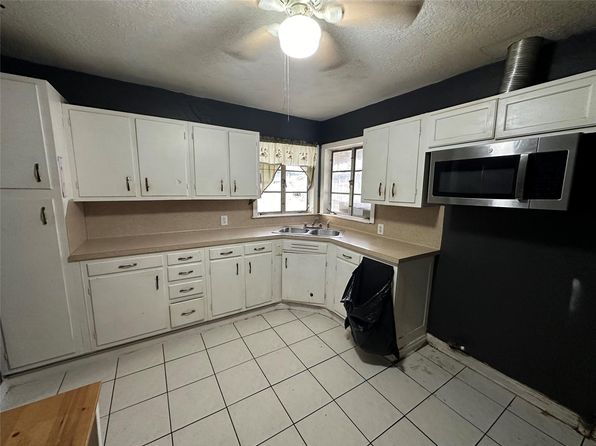 913 Sunset Dr, Pasadena, TX 77506