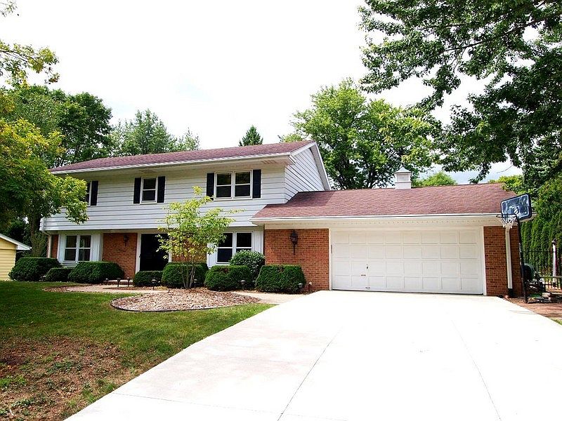 1st image of 511 Madero Dr