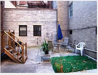 Rented by R New York