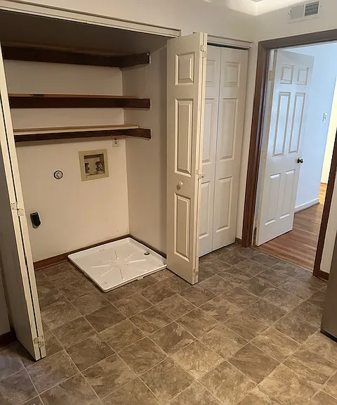 5816 Mill Spring Rd — Photo 9