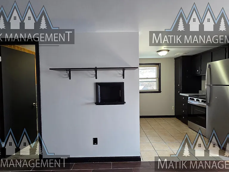 1644 1st Ave NE #2 — Photo 10