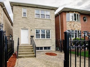874 W 27th St, Chicago, IL
