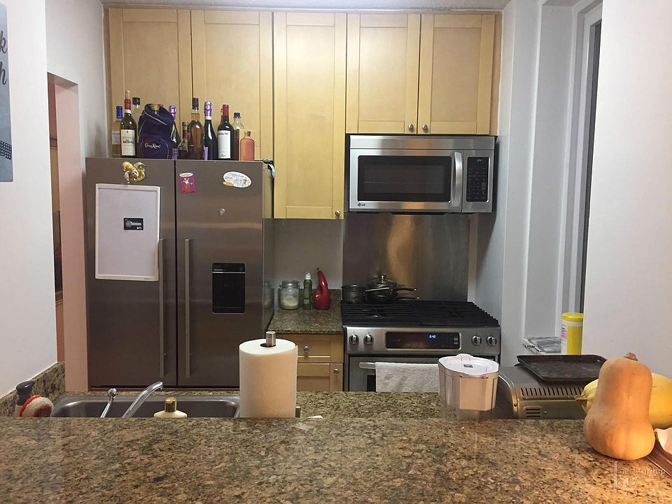 1st image of 115 E 34th St APT 13A