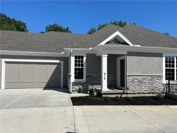 914 E 110th Ter, Kansas City, MO 64131