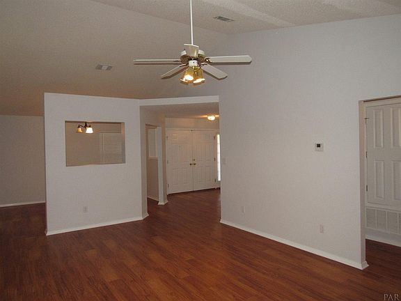 4th image of 150 Mirabelle Cir