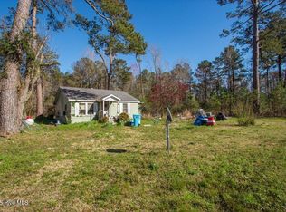 251 Fire Tower Rd, Richlands, NC 28574