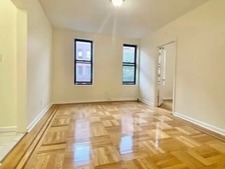 30-65 34th St #3A — Photo 1