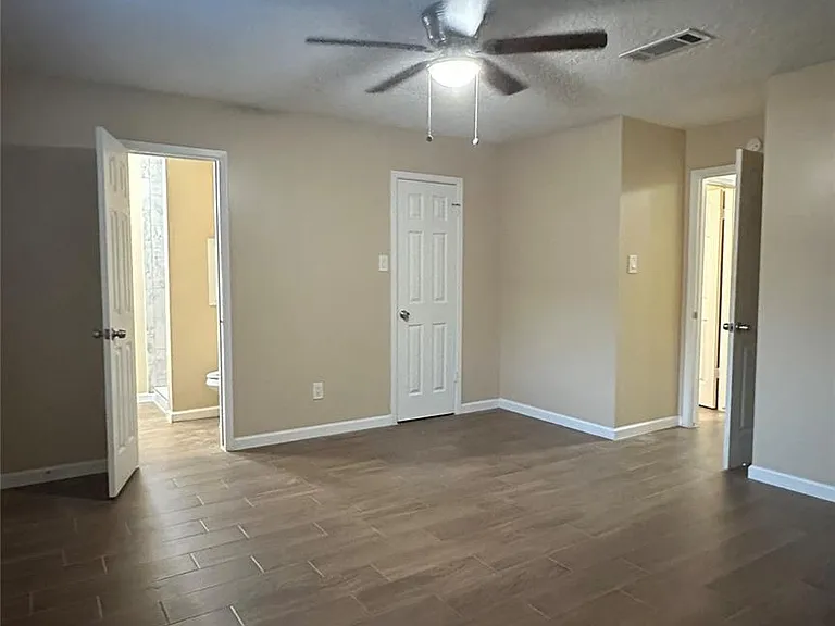 11503 Briar Forest Dr — Photo 30
