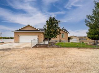 221 Viewcrest Dr, Spring Creek, NV 89815