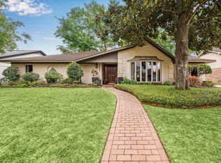 10607 Riverview Dr, Houston, TX 77042