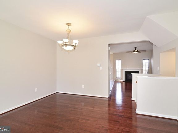 4th image of 6728 Emmanuel Ct