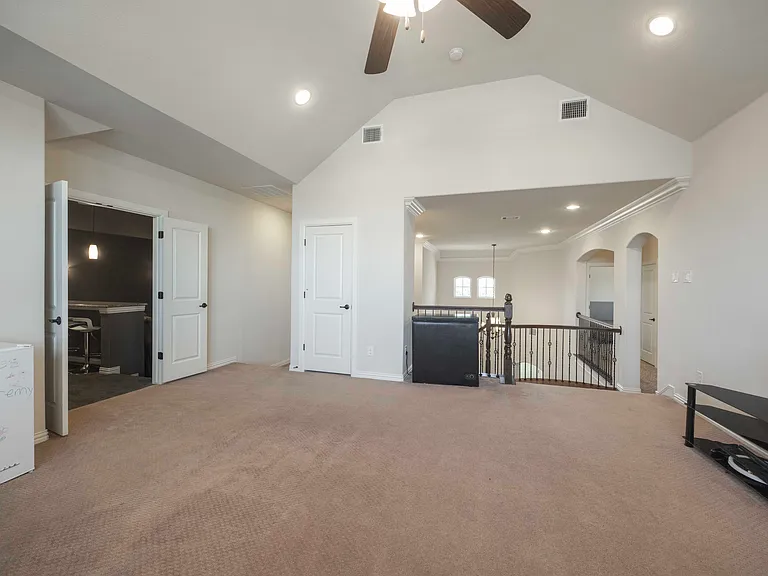 12824 Flatiron Trl — Photo 39