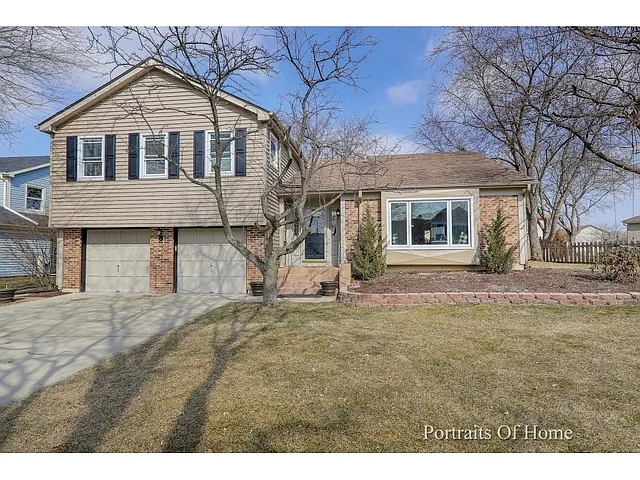 2357 Appleby Dr photo 1