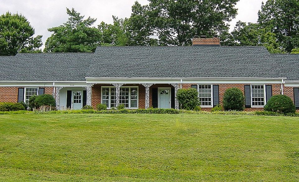 For Sale: 5025 BALSAM DR, ROANOKE, VIRGINIA 24018
