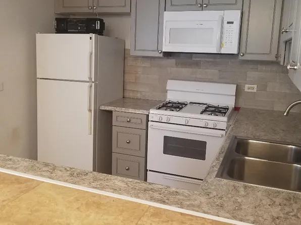 3407 W Hirsch St, Chicago, IL 60651