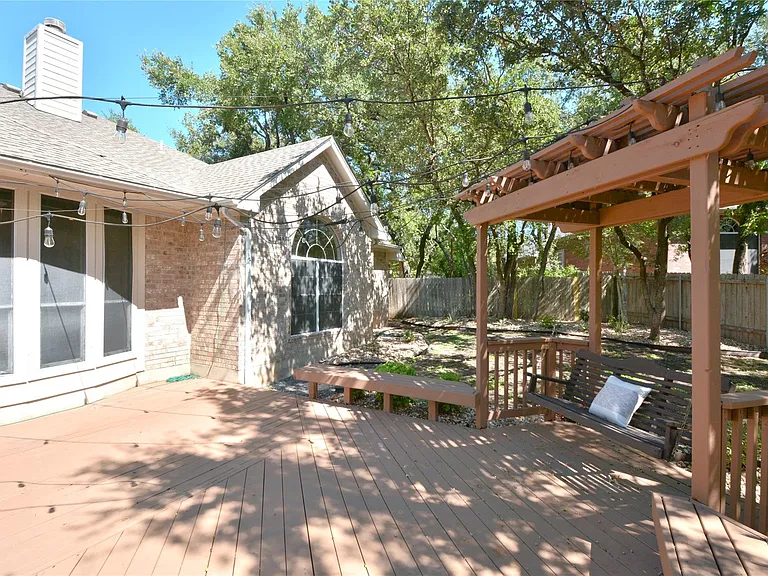 11509 Leon Grande Cv — Photo 31