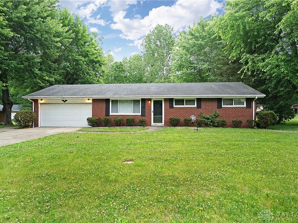1st image of 1562 Maplewood Dr