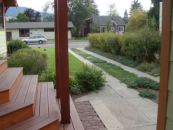 5th image of 150 Kensington Ave