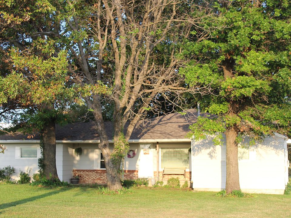 1st image of 1802 County Road 3700