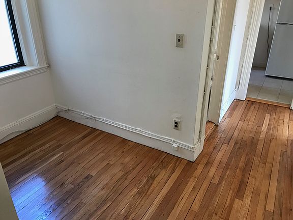3rd image of 1156 Commonwealth Ave APT 49