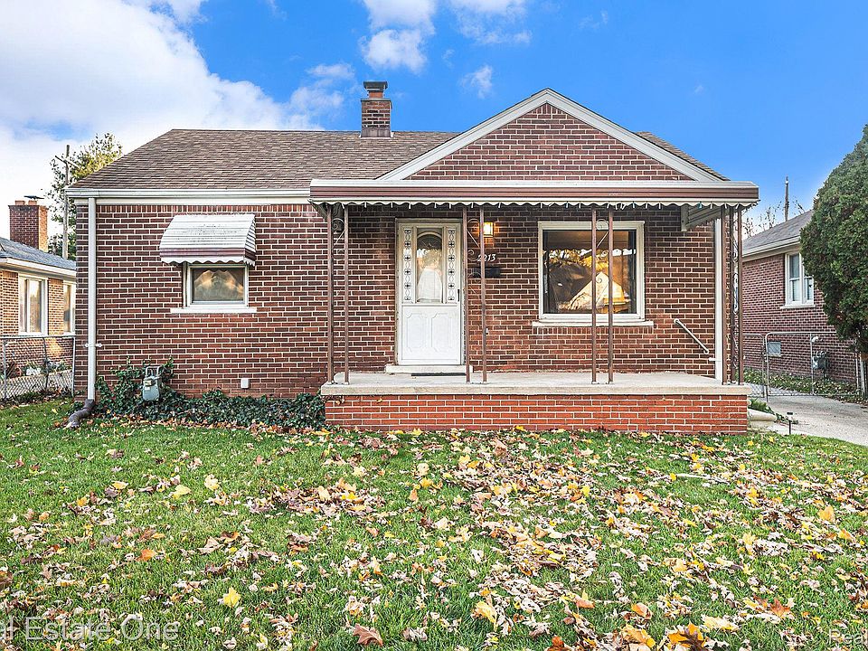 1st image of 2213 Garfield Ave