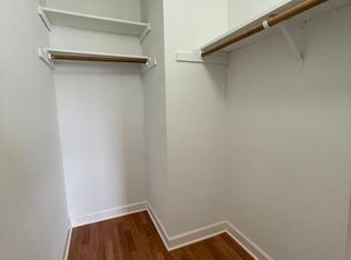 276 Shorewood Dr APT 1C, Glendale Heights, IL 60139