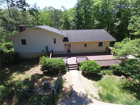 4th image of 485 Mountain Rest Lake Rd