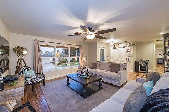 2nd image of 1580 Rainbow Ct