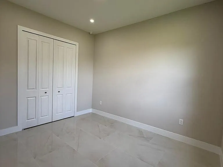 932 Dempsey St — Photo 8