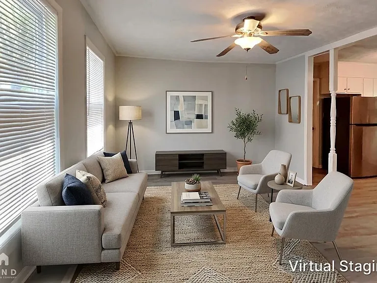 1407 Sycamore Dr NW — Photo 2