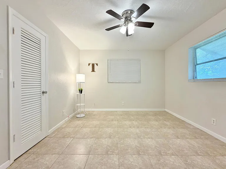 4510 NW 46th St — Photo 15