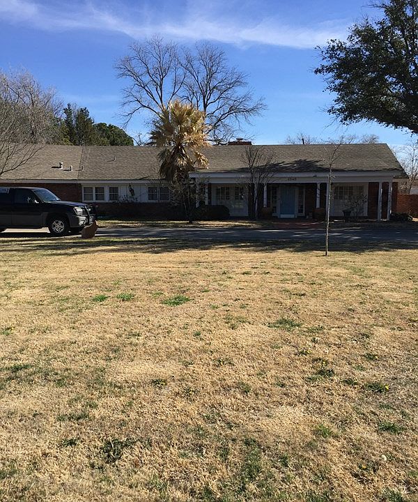 1st image of 2540 Bainbridge Dr