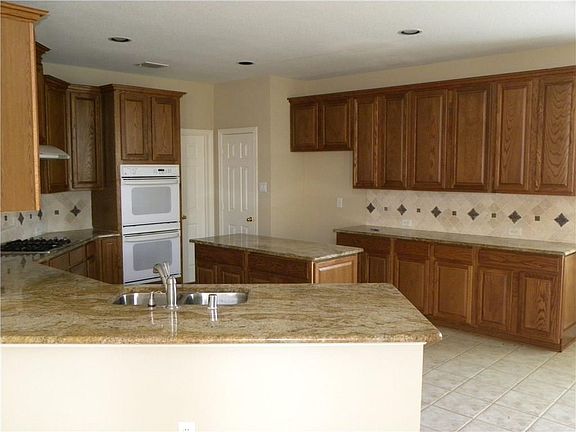 3rd image of 4468 Sandy Water Ln