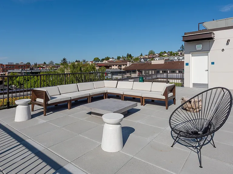 Waterton Apartments — Photo 6