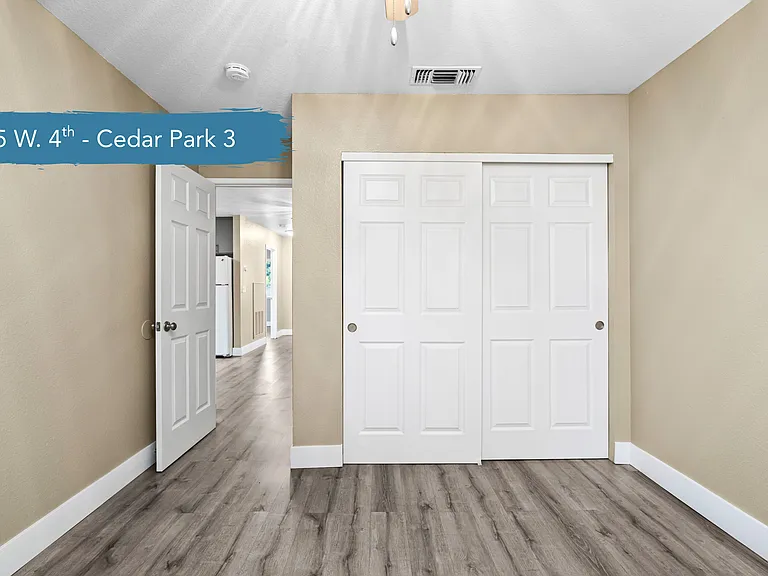 Cedar Park Apartments — Photo 22