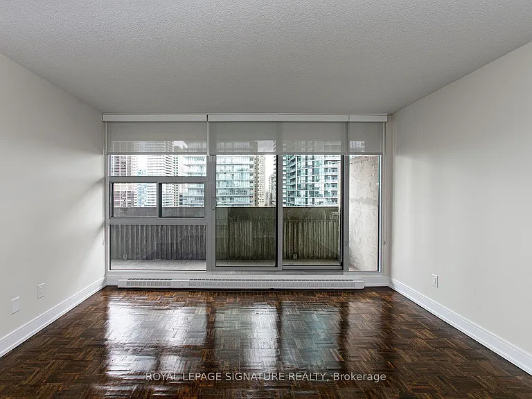 33 Isabella St #210 — Photo 7