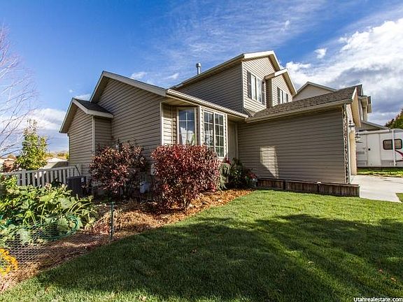 2nd image of 764 W Justin Ct