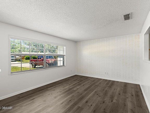 5th image of 126 Brandy Hills Dr