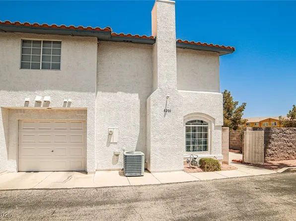 8200 Crystal Star Ct, Las Vegas, NV 89145