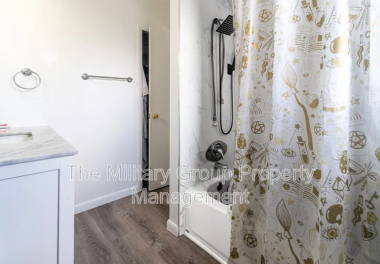 4814 Kingsmeadow Ln — Photo 15