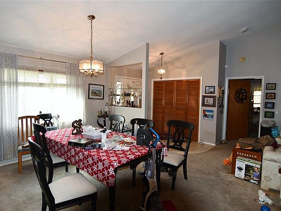 2nd image of 22356 Nyack Ave
