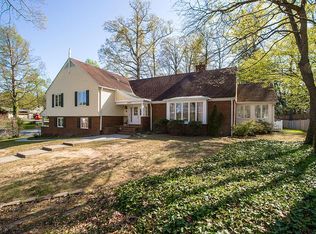 18422 Cabin Rd, Triangle, VA 22172